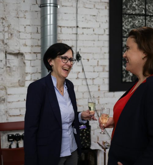 Ivona Meissner (Direktorin Hotelentwicklung Österreich & CEE) und Bettina Haas (CEO, HMC-Agency)